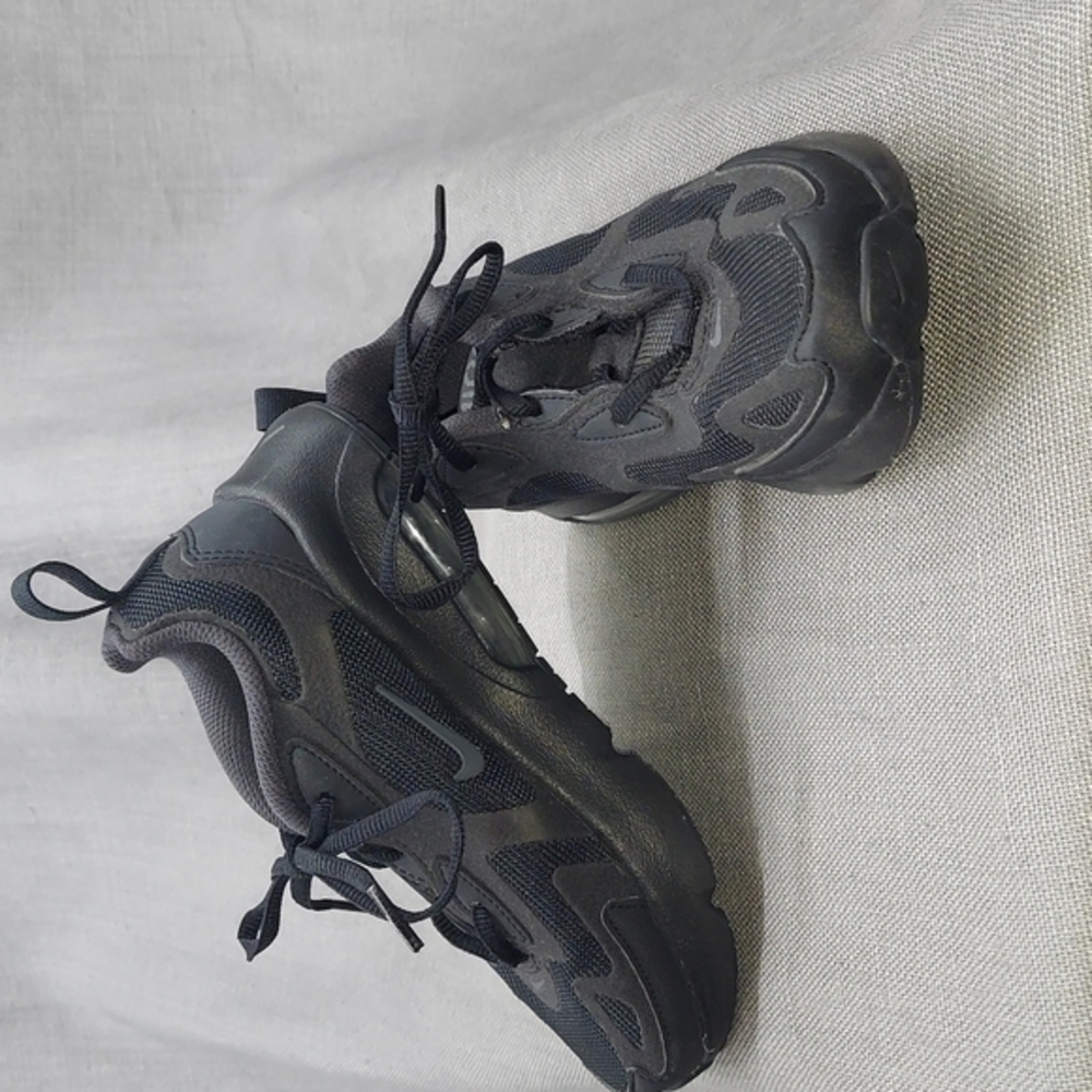Nike Air Max 200 Triple Black (PS) Style AT5628-001 Lace-Up Size 13C